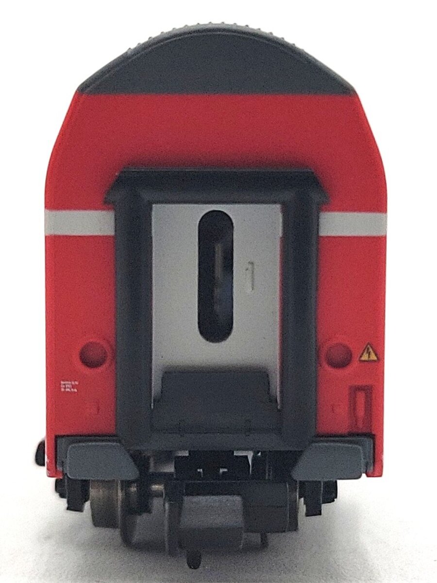 Trix 15826 N Scale DB Munchen Hbf Bi-Level Passenger Car LN/Box
