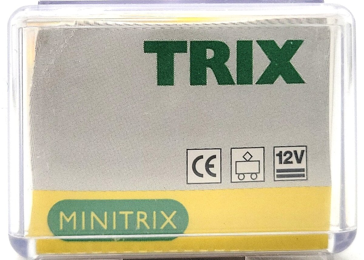 Trix 15826 N Scale DB Munchen Hbf Bi-Level Passenger Car LN/Box