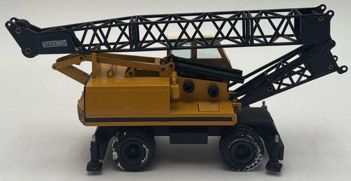 Conrad 2810 1:50 Scale Diecast Sennebogen Hydraulic Crane Excavator EX/Box