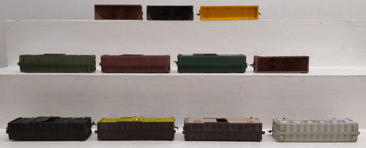 Mantua and Other HO Assorted Freight Cars [11]
