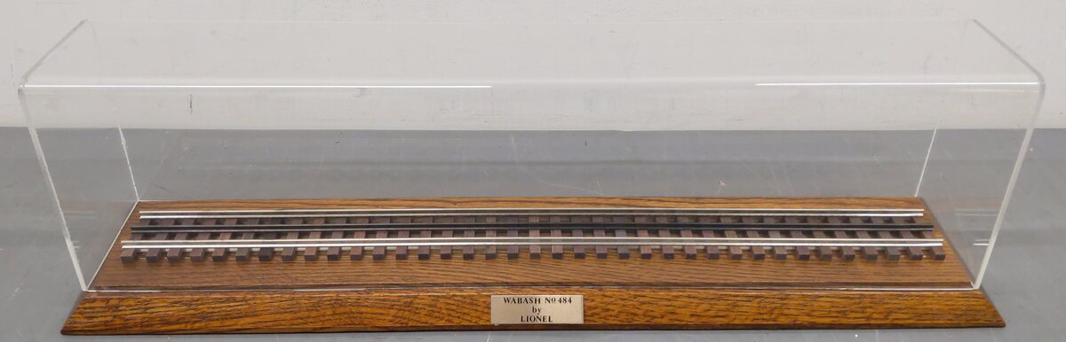 O Gauge Wabash No 484 by Lionel Display Case EX