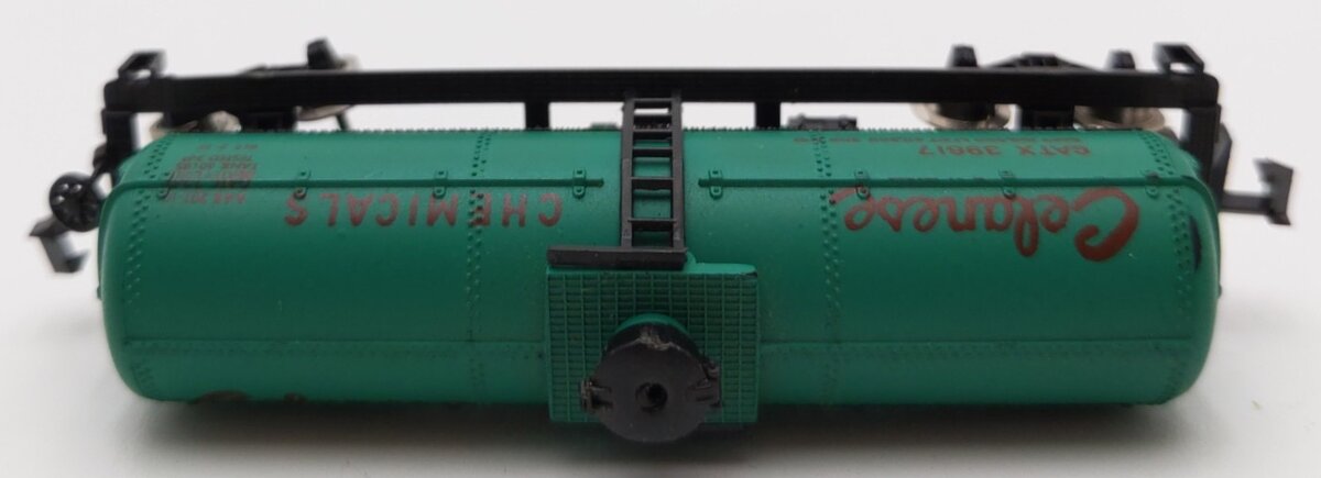 Trix 3293 N Scale GATX Corporation Celanese Chemicals Tank Car #39617 EX/Box