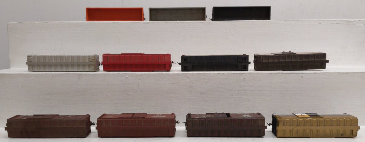 Varney and Other HO Assorted Freight Cars [11]
