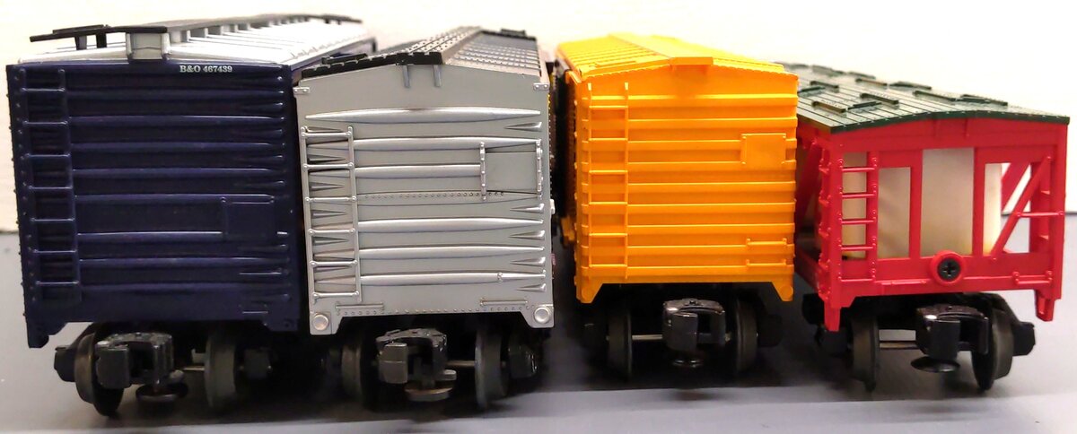 Lionel & MTH Assorted O Gauge Freight Cars [4] EX