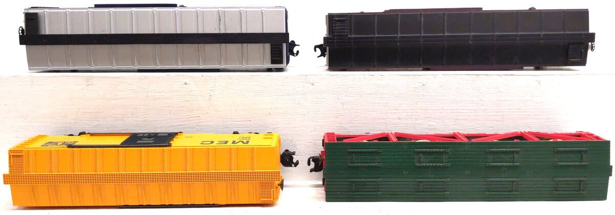 Lionel & MTH Assorted O Gauge Freight Cars [4] EX