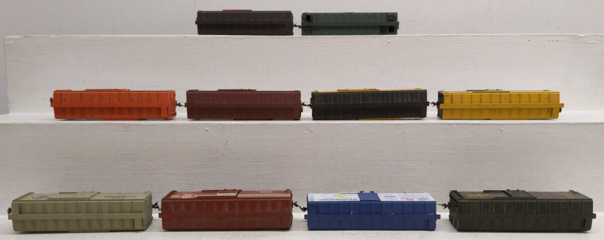 HO Assorted Freight Cars [10]