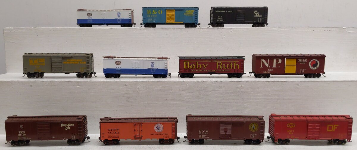 HO Assorted Freight Cars [11]