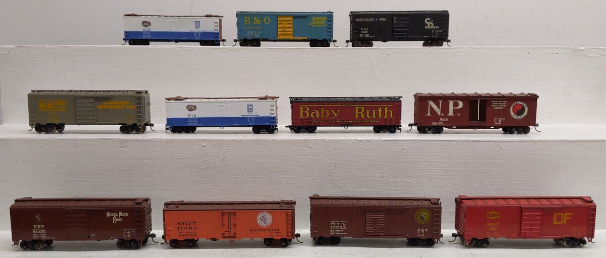 HO Assorted Freight Cars [11]