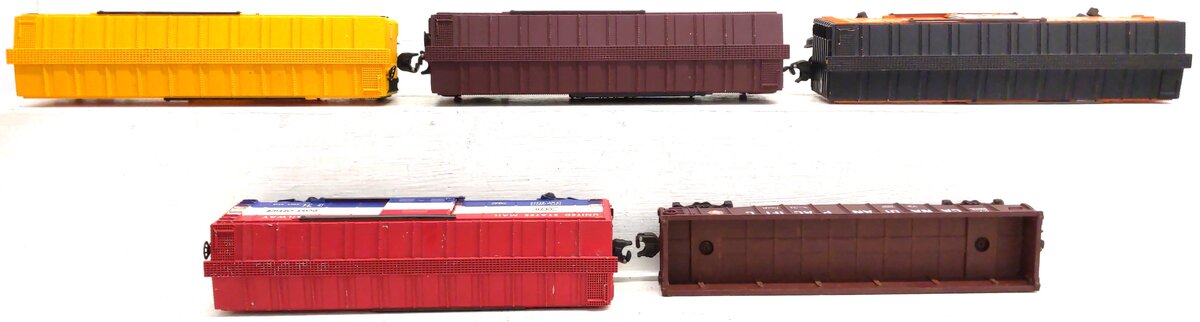 Lionel O Gauge Assorted Freight Cars [5] VG