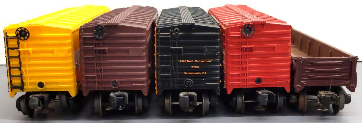Lionel O Gauge Assorted Freight Cars [5] VG