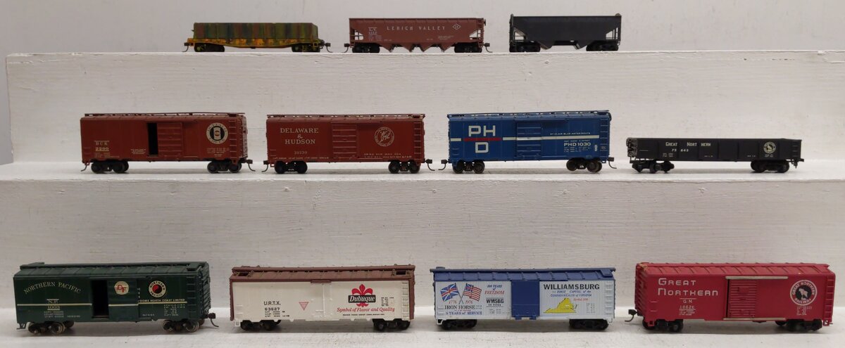 HO Assorted Freight Cars [11]