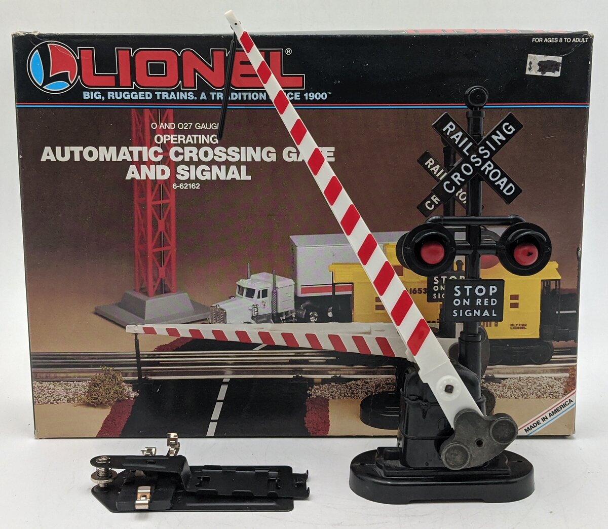 Lionel 6-62162 O Gauge Operating Crossing Gate & Signal EX/Box