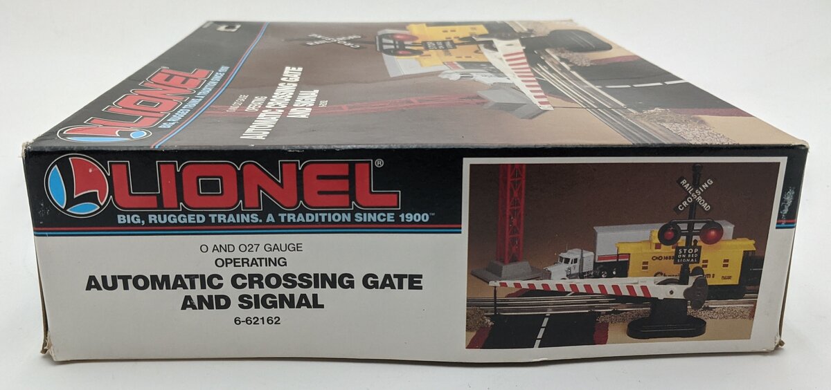 Lionel 6-62162 O Gauge Operating Crossing Gate & Signal EX/Box