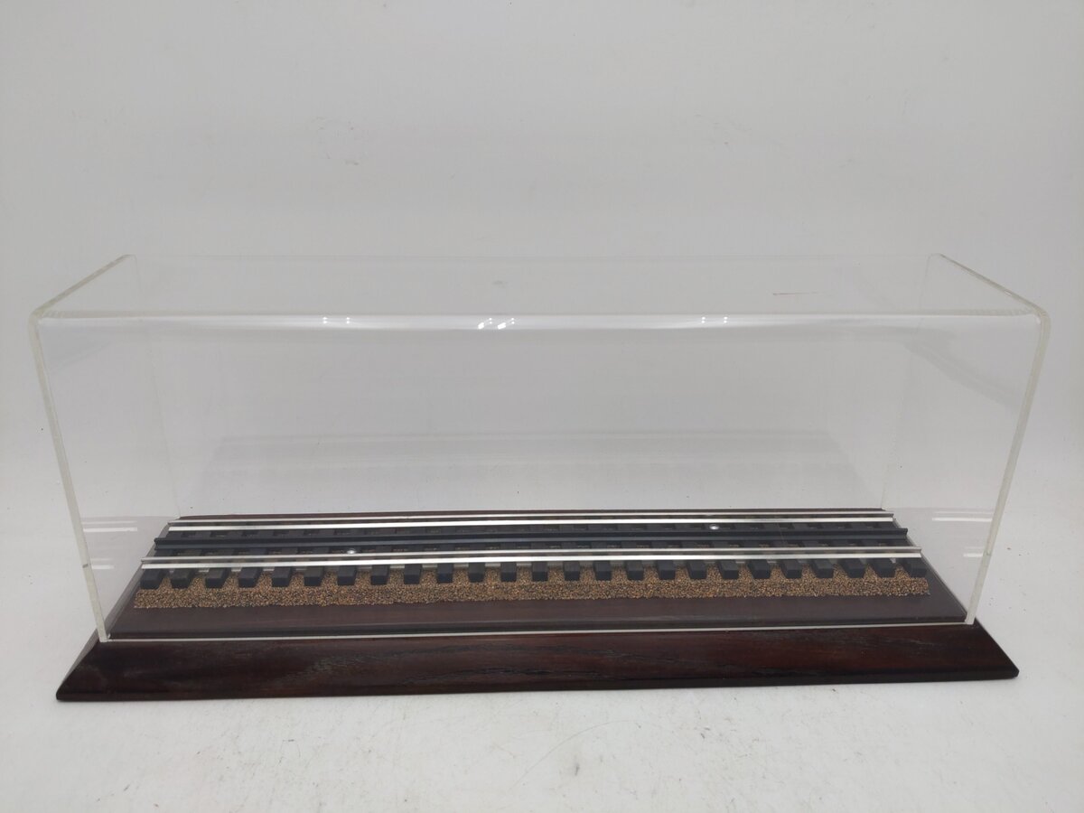 O Gauge Union Pacific GP-9 Diesel Engine Display Case EX