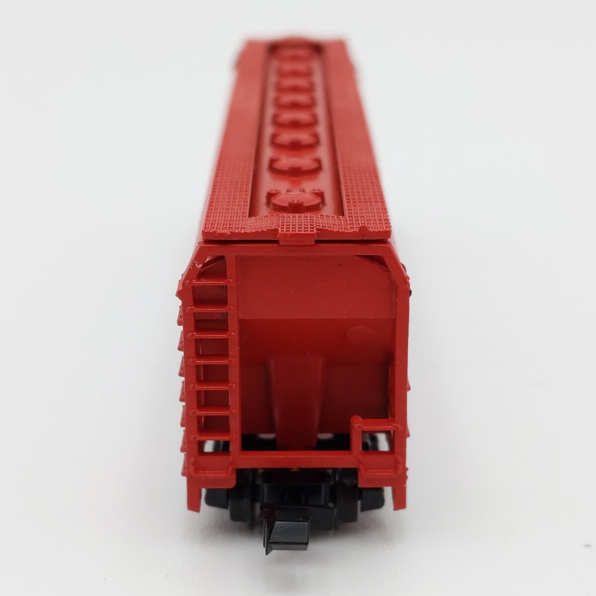 Atlas 3713 N Scale Dupont ACF Centerflow 4 Bay Covered Hopper #36025 LN/Box