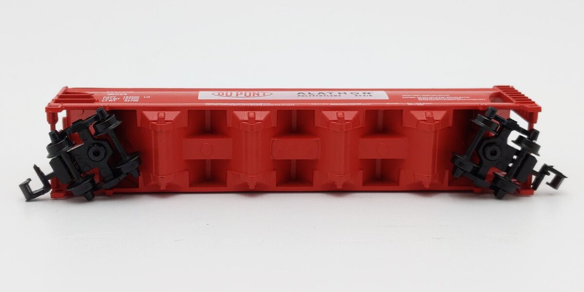 Atlas 3713 N Scale Dupont ACF Centerflow 4 Bay Covered Hopper #36025 LN/Box
