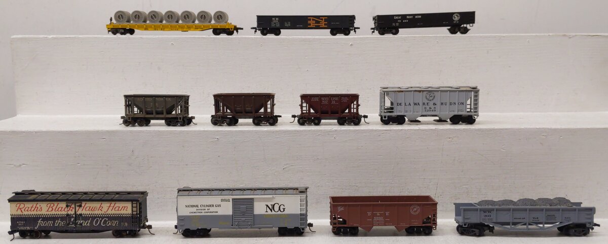 HO Assorted Freight Cars [11]