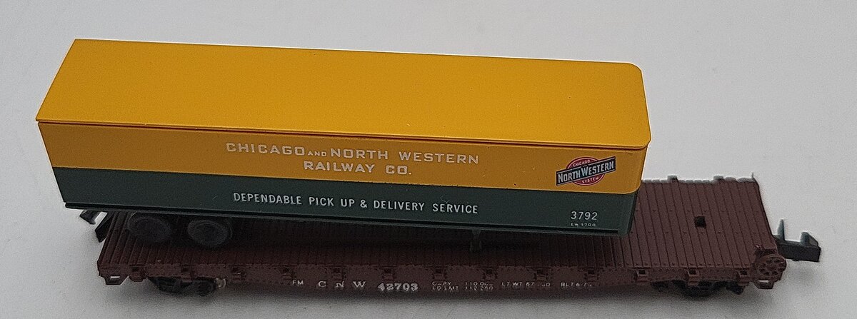 Con-Cor 0001-01205Q N Scale Chicago and Northwestern Flatcar w/ Trailer #4270 EX/Box