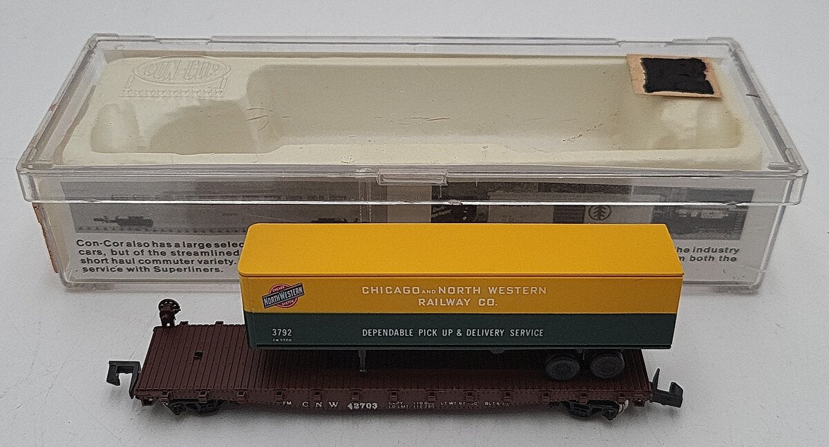 Con-Cor 0001-01205Q N Scale Chicago and Northwestern Flatcar w/ Trailer #4270 EX/Box