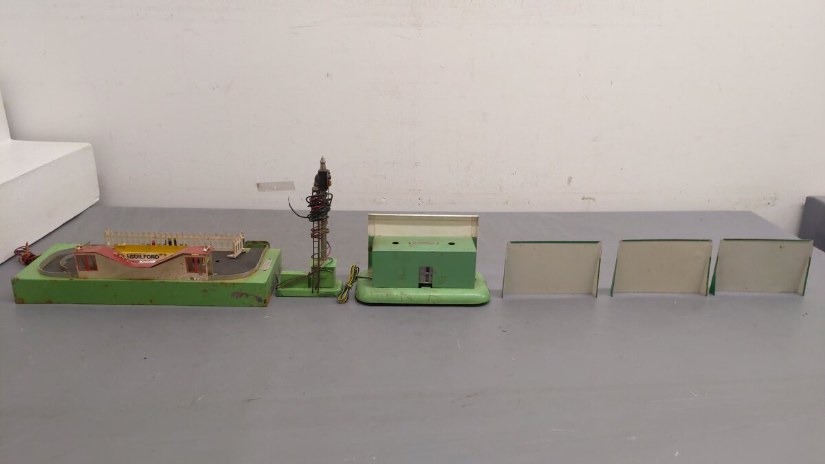 American Flyer & Skyline Models Vintage S Accessories 310-3, 561, 766, 761 (4) VG