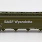 Atlas 3715 N Scale BASF ACF Centerflow 4 Bay Covered Hopper #53722 EX/Box