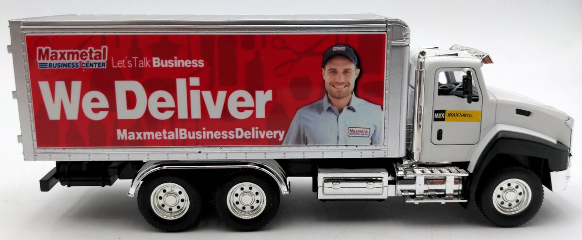 Max Metal CF18-A10 1:50 Scale Diecast Delivery Semi Truck & Trailer NIB