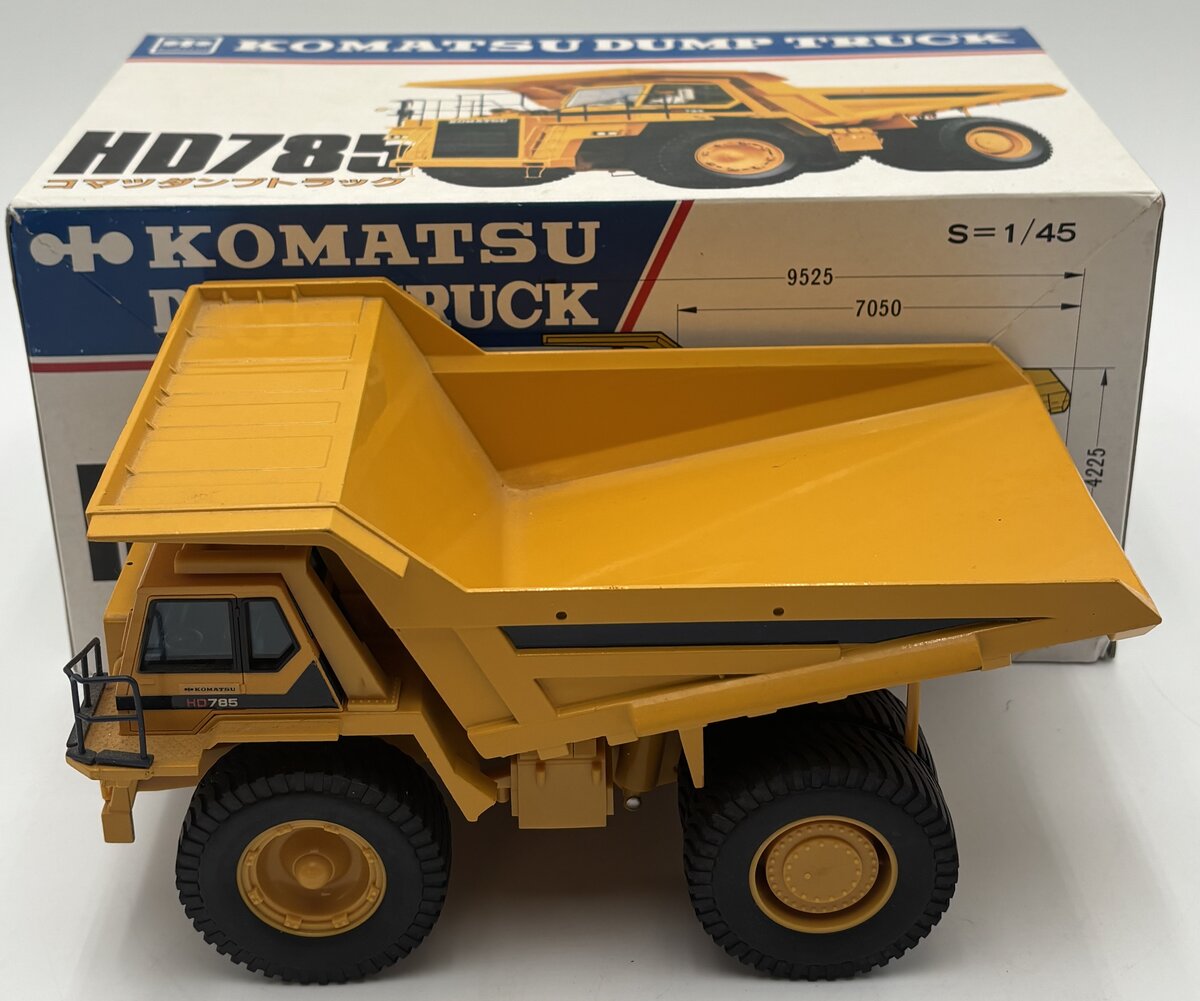 Shinsei 1:45 Komatsu HD785 Dump Truck EX/Box