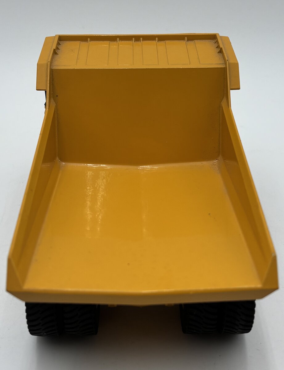 Shinsei 1:45 Komatsu HD785 Dump Truck EX/Box
