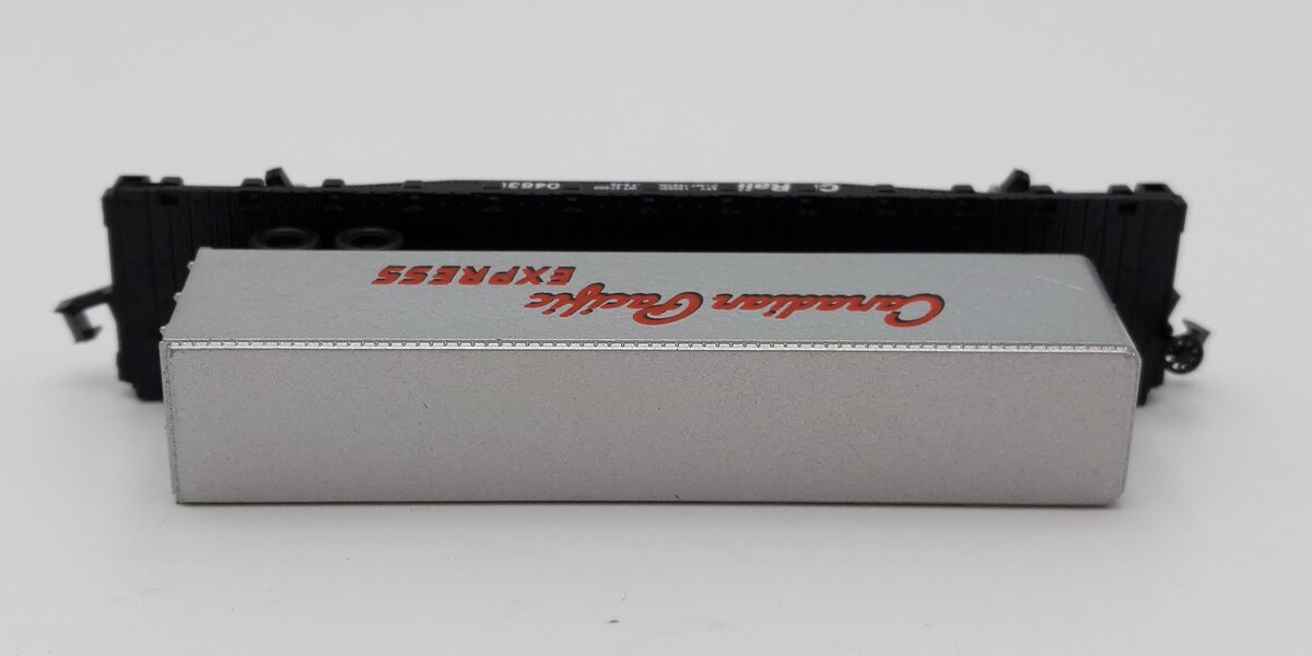 Atlas 3777 N Scale CP Rail Flat Cat w/ 40' Trailer #504639 EX/Box