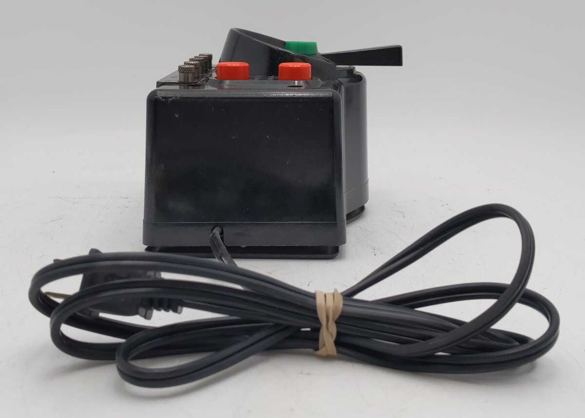 Lionel LW O Vintage Trainmaster 125 Watt Transformer with Whistle EX