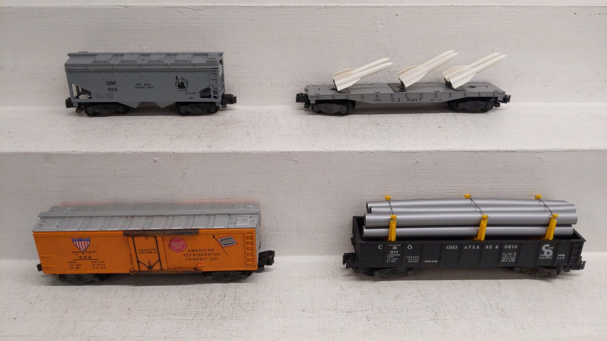 American Flyer Vintage S Gauge Freight Cars: 24582, 924, 911, 988 [4] VG/Box