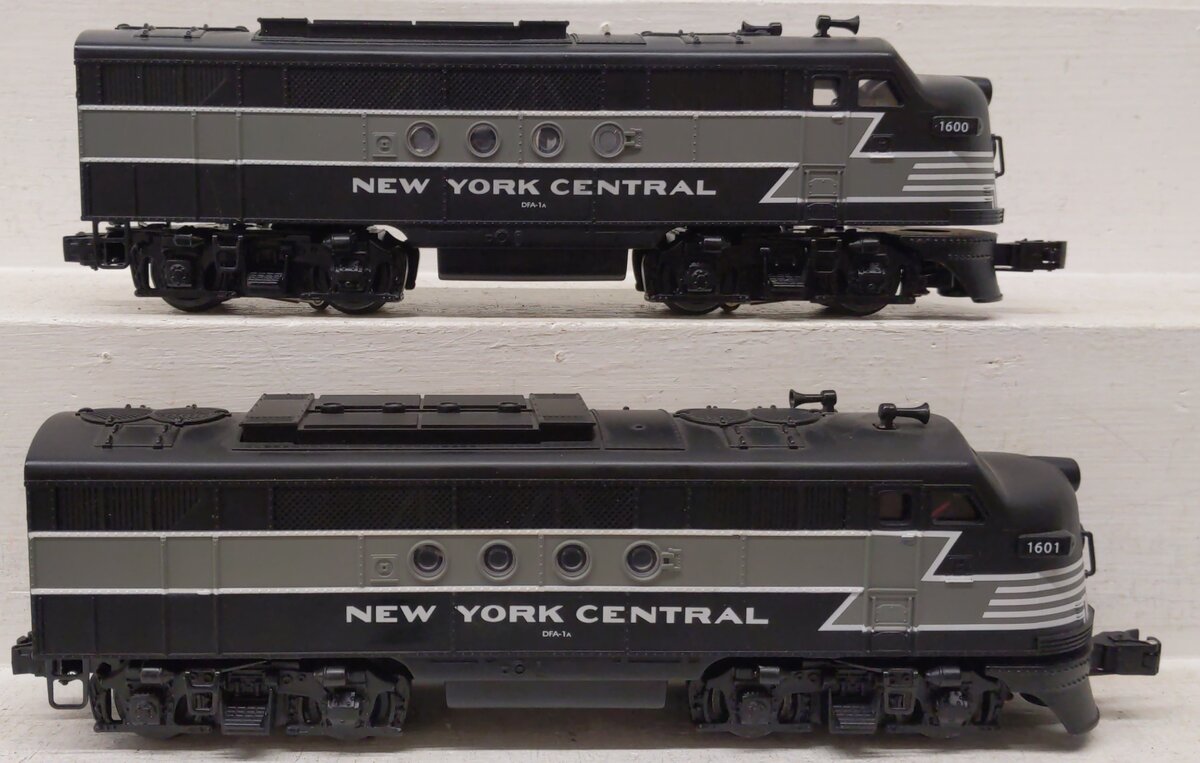Lionel 6-18163 O New York Central FT AA Diesel Locomotive Set #1600/1601 EX