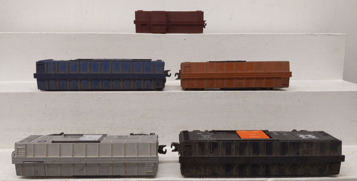 Lionel Vintage O Gauge Freight Cars: 6017, X3464, X3454, 6464-425, 6468 [5] VG