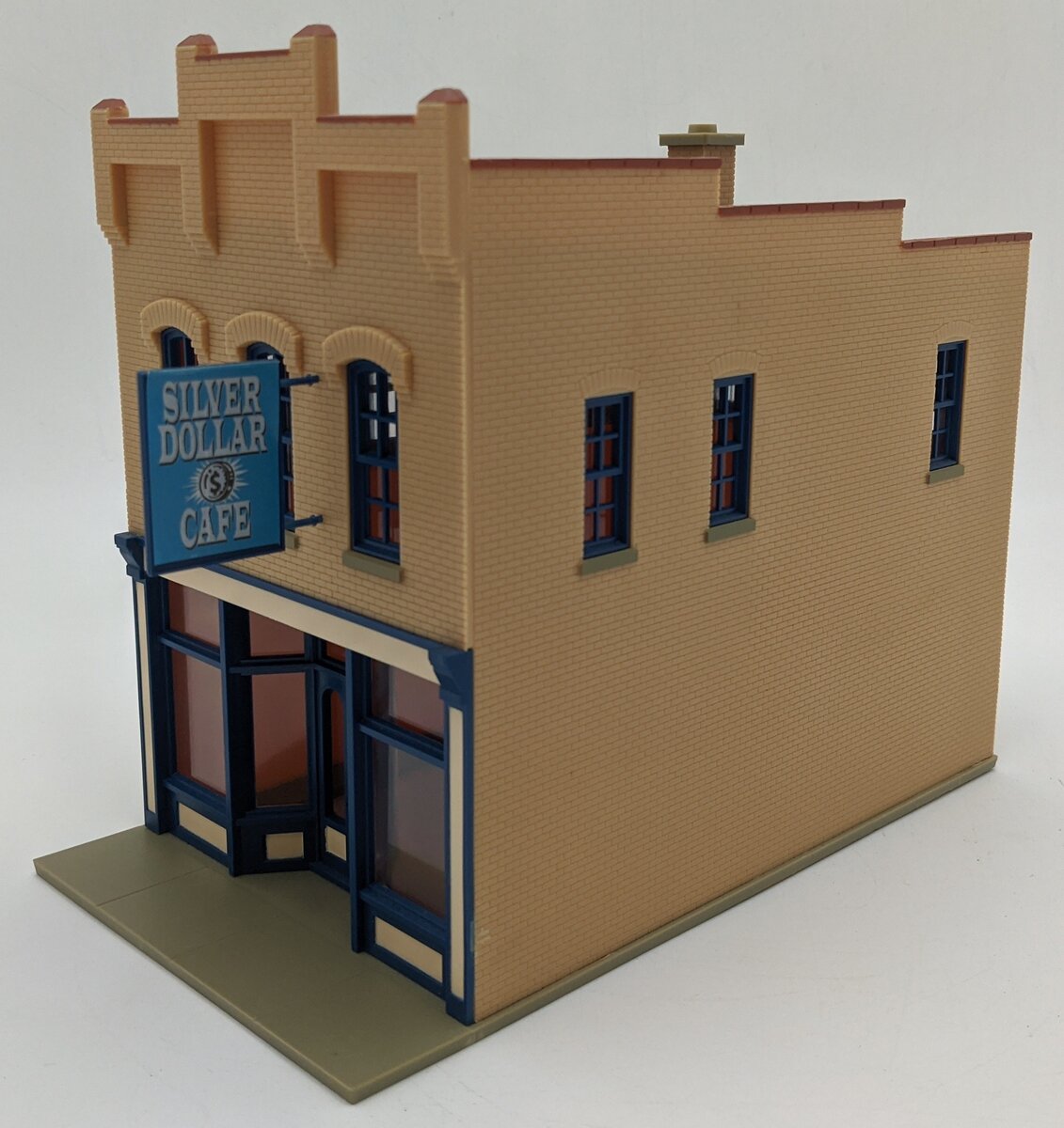 Walthers 933-2712 O/O-27 Built-Ups Silver Dollar Café EX/Box