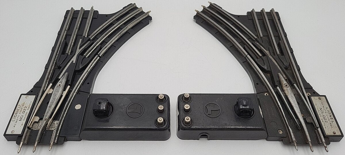 Lionel O22 Vintage O Left-Hand & Right-Hand Electric Remote Switches VG