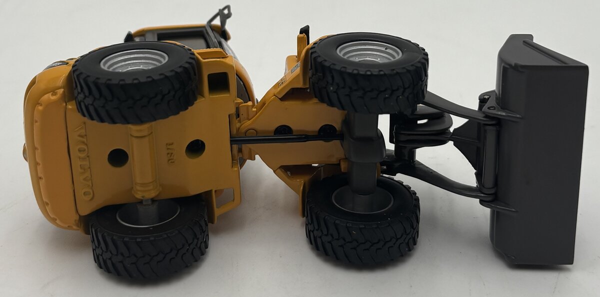 Motorart 1:50 Scale Diecast Volvo L30B Wheeled Loader LN/Box