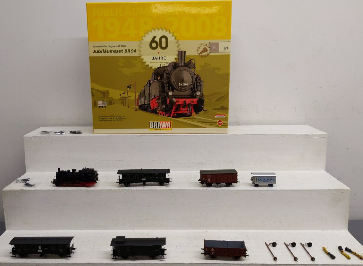 Brawa HO Scale 45974 60th Anniversary Set/6 Steam Locomotive & Passenger Cars EX/Box
