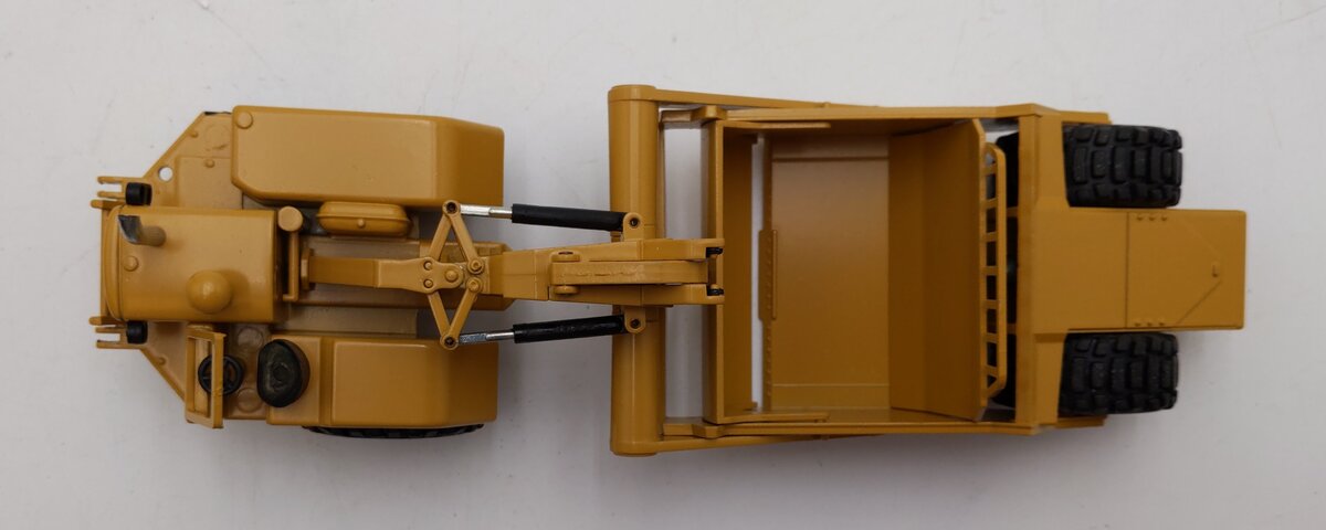 NZG Modelle 1:50 Scale Diecast Caterpillar CAT.621 Scraper EX/Box