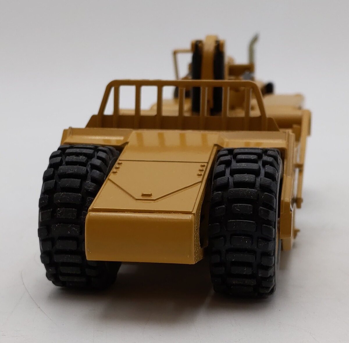 NZG Modelle 1:50 Scale Diecast Caterpillar CAT.621 Scraper EX/Box