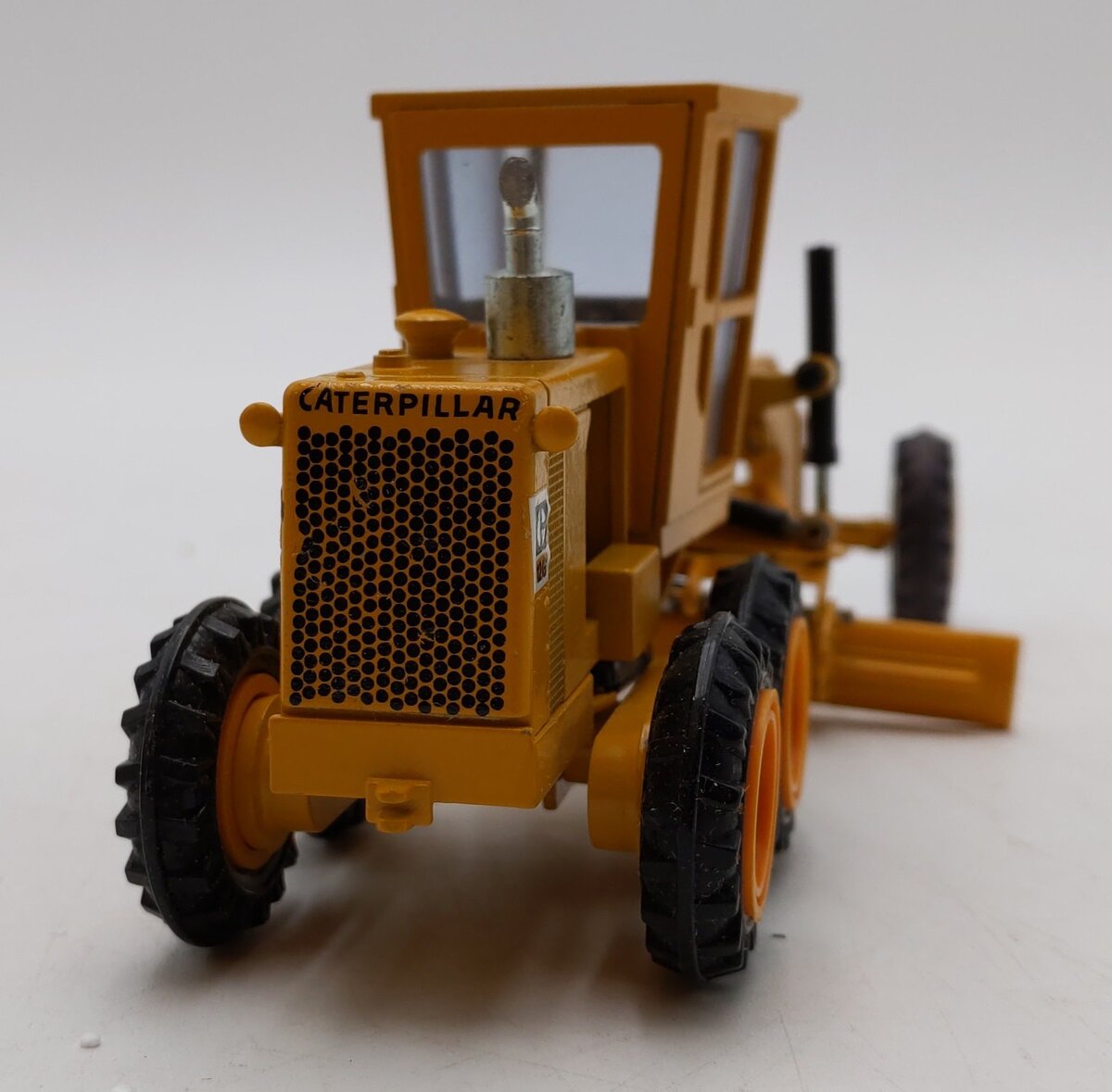 NZG Modelle 1:50 Scale Diecast Caterpillar Motor grader Model 12G EX/Box