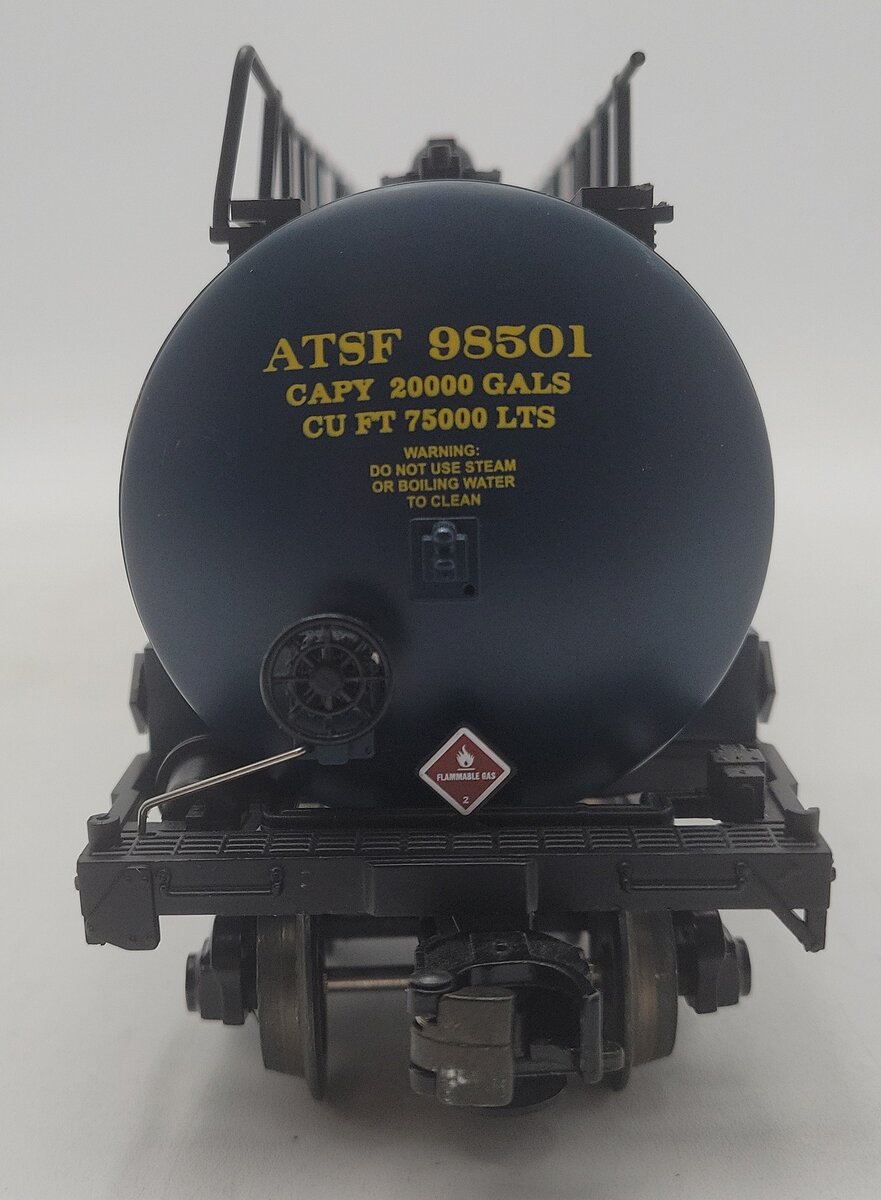 MTH 20-96024 O AT&SF 20,000 Gallon 4-Compartment Tank Car #98501 VG/Box