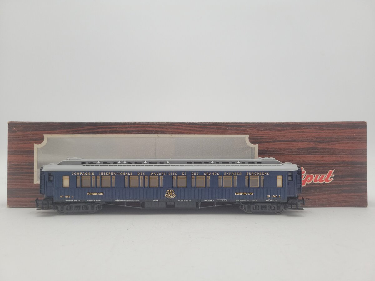 Liliput HO Scale Compagnie Internationale (CIWL) Sleeper Car #1660A EX/Box