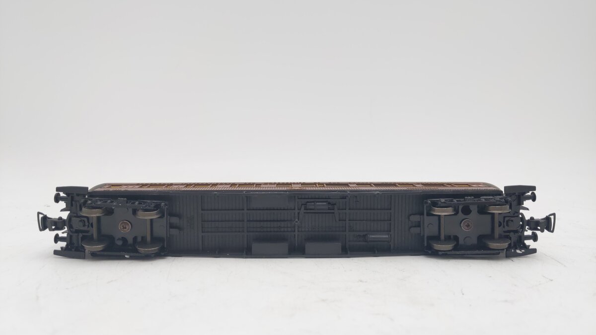 Liliput 26500 HO Scale Compagnie Internationale (CIWL) Sleeper Car #1660A EX/Box