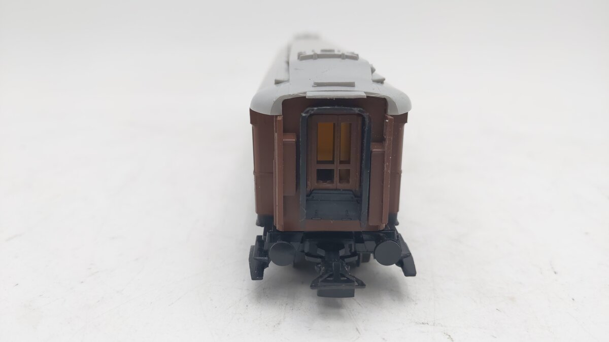 Liliput 26500 HO Scale Compagnie Internationale (CIWL) Sleeper Car #1660A EX/Box