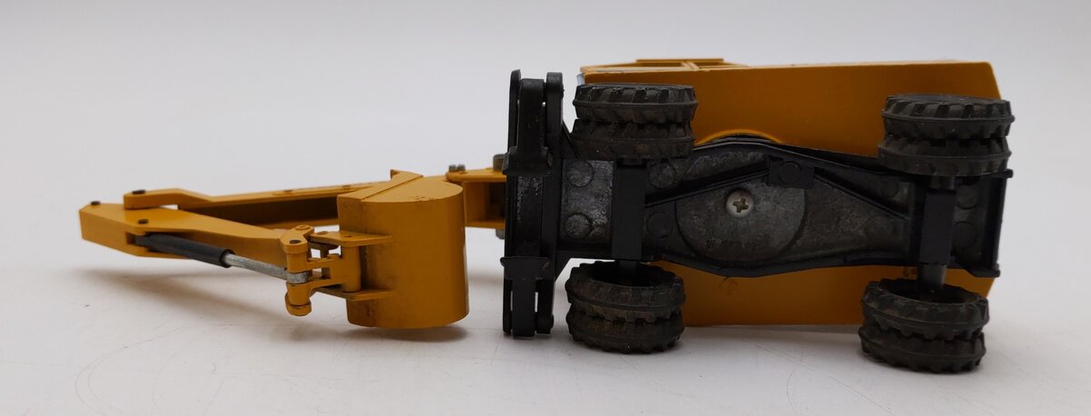 NZG Modelle 1:50 Scale Diecast CAT 224 Wheel-Type Excavator EX/Box