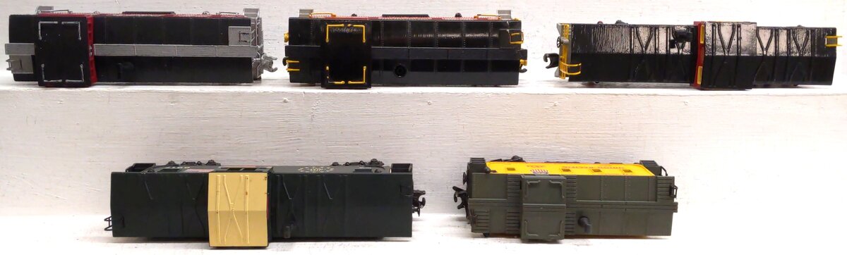 Lionel Assorted O Gauge Caboose's [5]