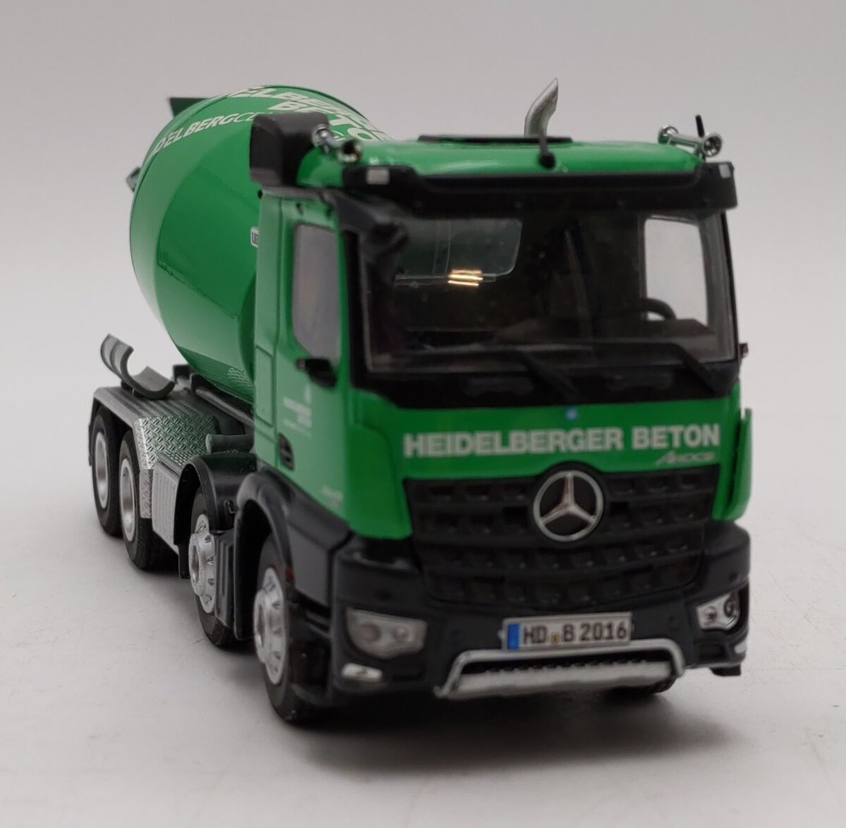 Conrad 1:50 Scale Diecast Liebherr HTM 904 Truck Mixer/Box