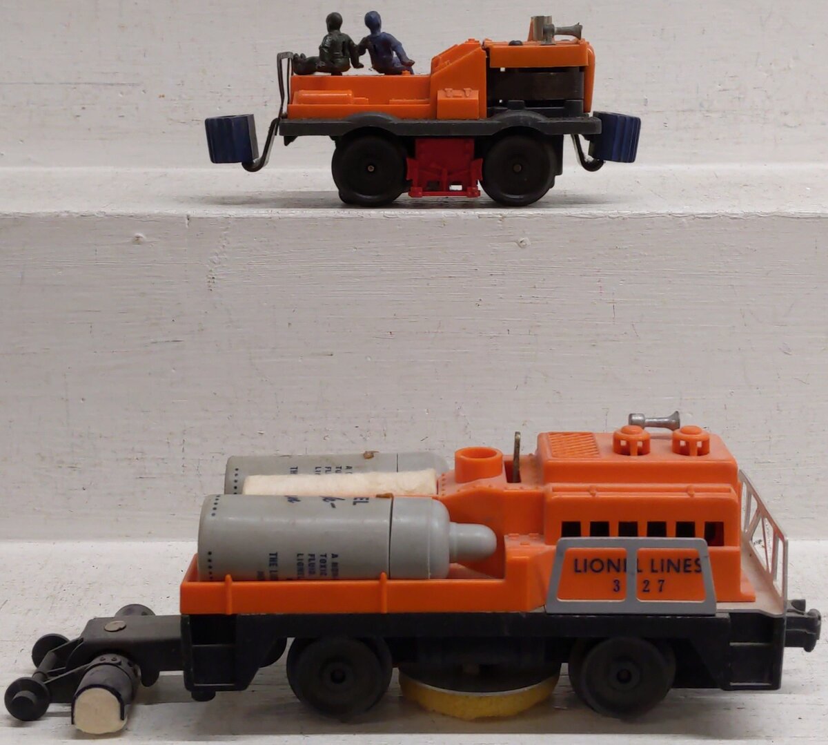 Lionel O Gauge Vintage Motorized Cars; 3927, 50, [2] VG
