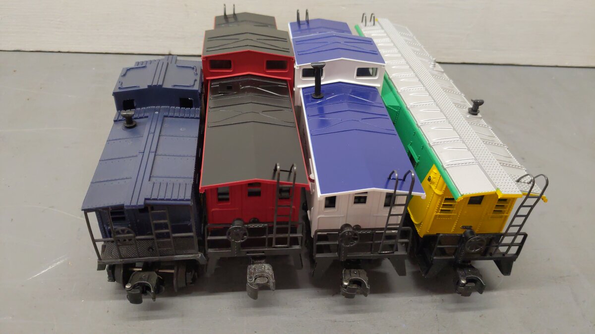 Lionel O Gauge Assorted Freight Cars 6926-1986, 2656, 6918, 9177 [4] EX