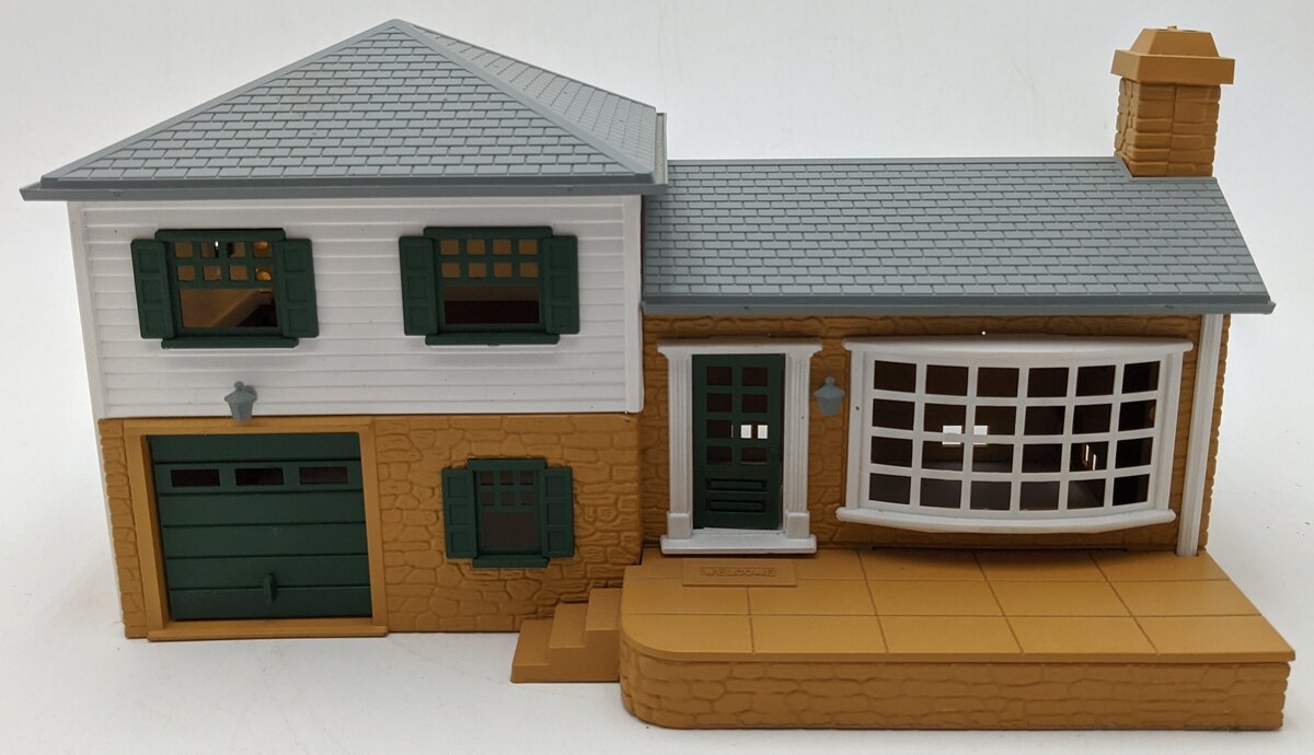 Bachmann 45302 O Scale Plasticville Built-Up Split-Level House Building EX/Box